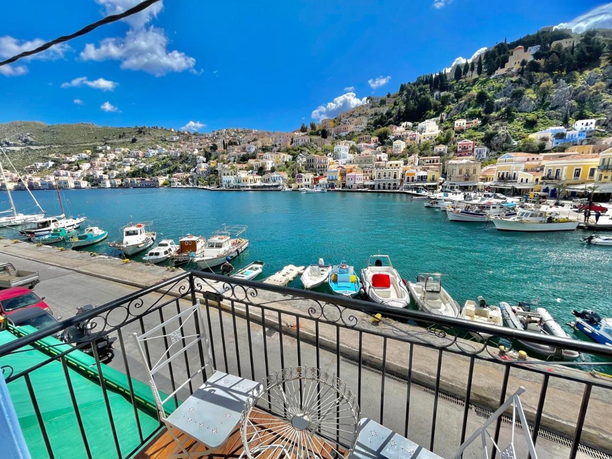 Nikolakis, Seafront - Harbor View Διαμέρισμα Σύμη Εξωτερικό φωτογραφία